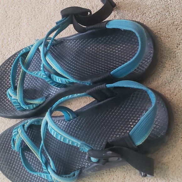 Chacos W8 with toe strap - Picture 2 of 6